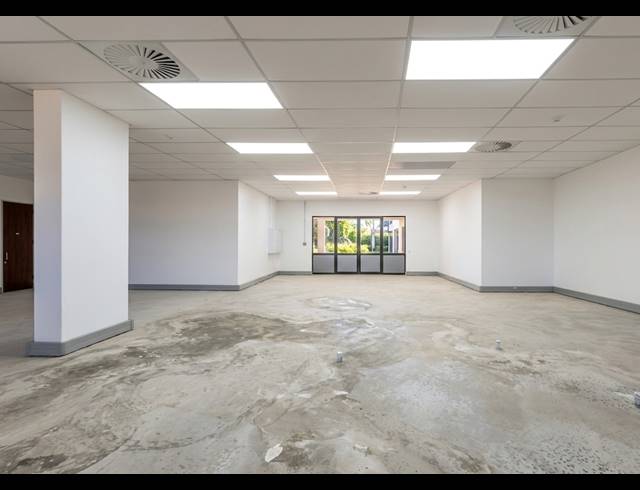 135M² RETAIL TO LET IN UMHLANGA RIDGE